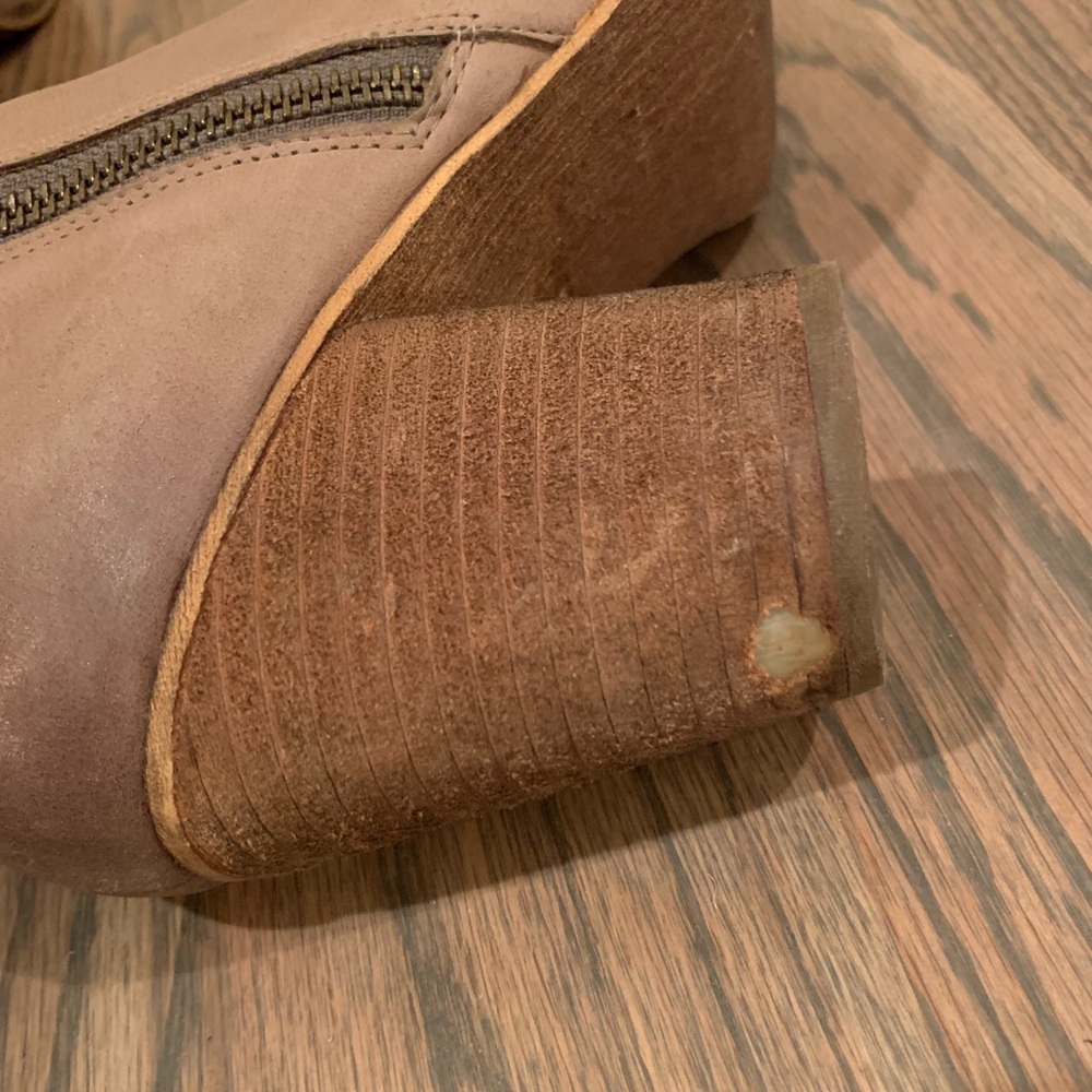 BP taupe booties - Picture 5 of 5